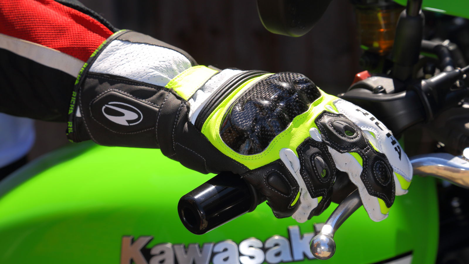 Richa Ravine gloves